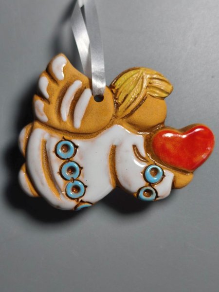 Янгол з сердечком летить (7,5 см. підвісочка глазурована) - зображення 1