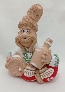 Дід сидить з бочкою в шапці (16-17 см) - зображення 1