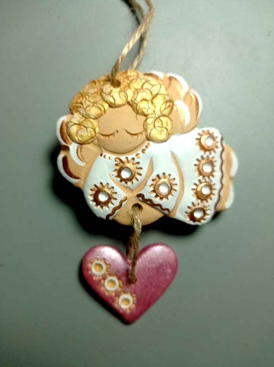 Янгол маленький з висячим рожевим сердечком (7 см) - зображення 1