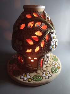 Весняний будиночок з квітучими гілочками (круглий 16 см) - зображення 6